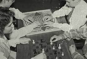 Thumbnail for 'The History of Multiplayer Games: From Real Tables to Online Play' blog post